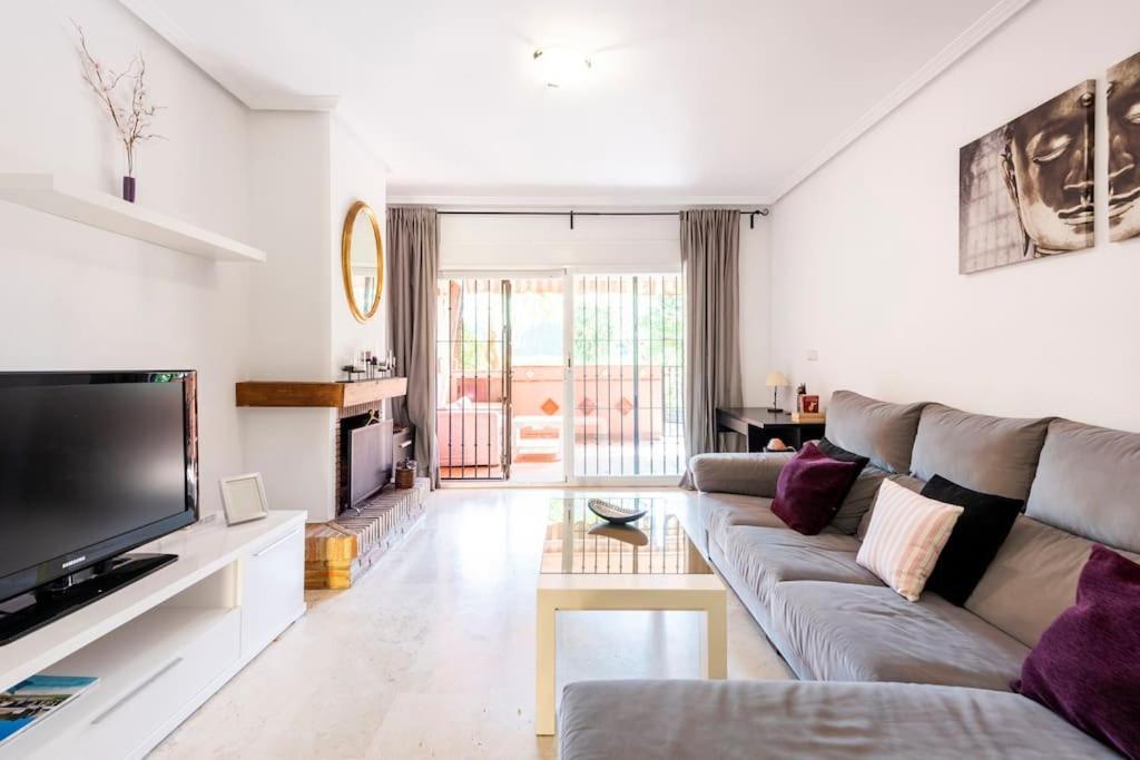Apartamento En Marbella Guadalmina Primera Linea De Campo De Golf Los Cartujanos Esterno foto
