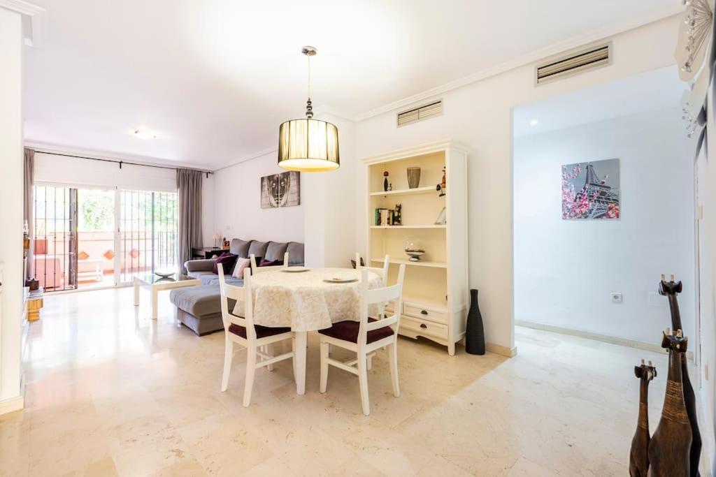 Apartamento En Marbella Guadalmina Primera Linea De Campo De Golf Los Cartujanos Esterno foto